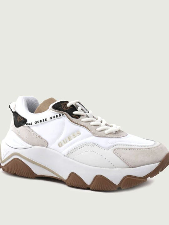 Zdjęcie produktu Guess Sneakersy MICOLA | zamsz | z dodatkiem skóry biały