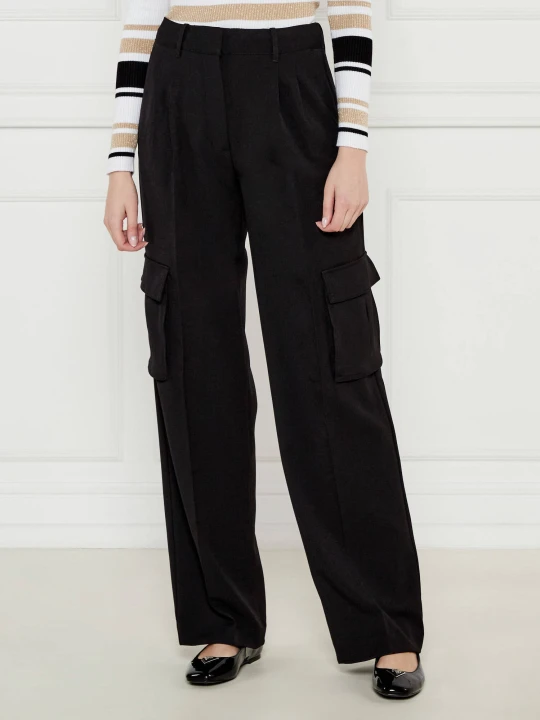 Zdjęcie produktu GUESS Spodnie cargo MATEA PERFECT | Regular Fit czarny