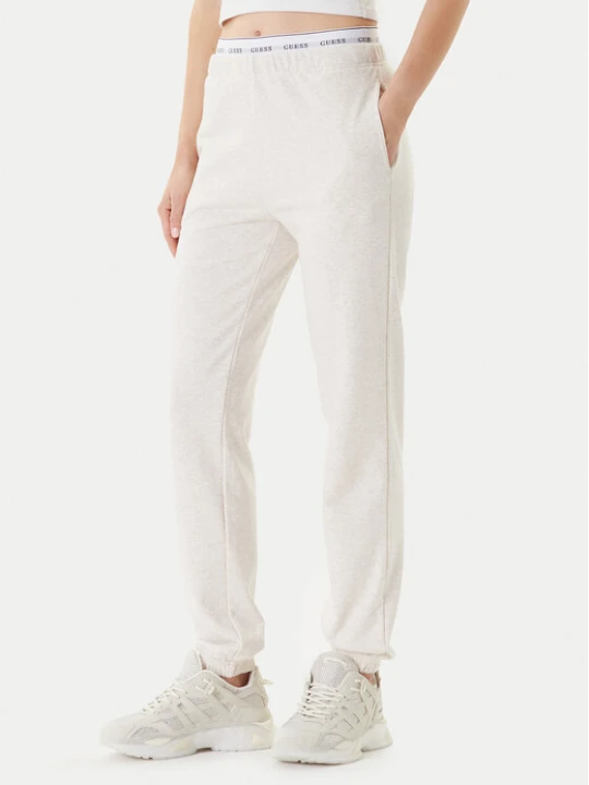 Zdjęcie produktu Guess Spodnie dresowe O5RB01 KCO31 Beżowy Regular Fit