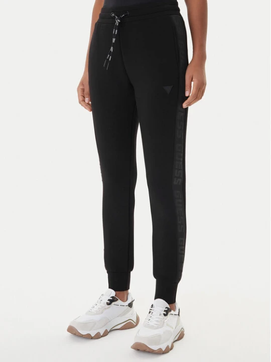 Zdjęcie produktu Guess Spodnie dresowe V2YB18 K7UW2 Czarny Regular Fit