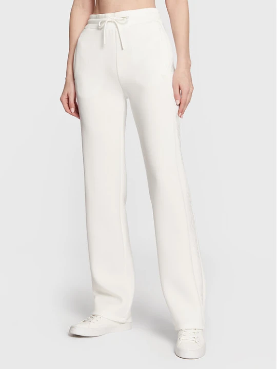 Zdjęcie produktu Guess Spodnie dresowe V3RB21 K7UW2 Écru Regular Fit Kremowy