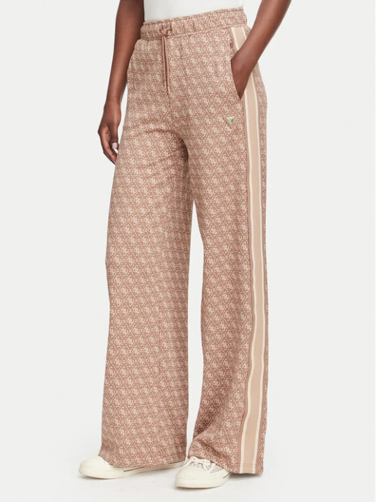 Zdjęcie produktu Guess Spodnie dresowe V6YB27 K5181 Brązowy jasny Relaxed Fit