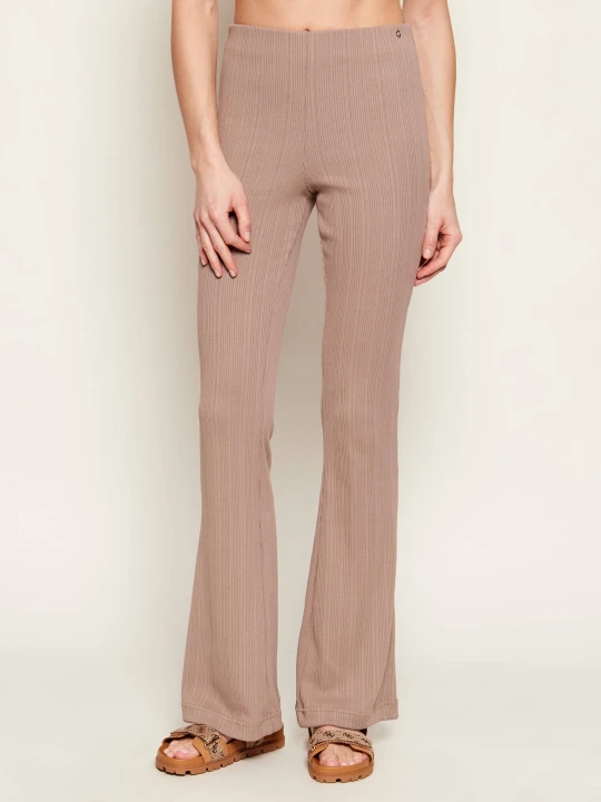 Zdjęcie produktu GUESS Spodnie dzianinowe Belen | flare fit beżowy