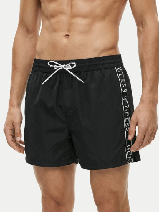 Zdjęcie produktu Guess Szorty kąpielowe F6GT00 WN162 Czarny Regular Fit