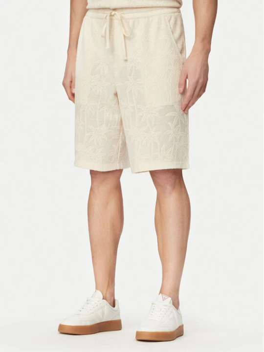 Zdjęcie produktu Guess Szorty sportowe F6GD03 kremKG362 Kremowy Regular Fit