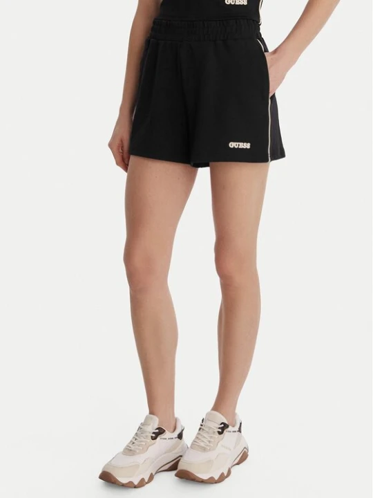 Zdjęcie produktu Guess Szorty sportowe V6GD08 K3004 Czarny Relaxed Fit