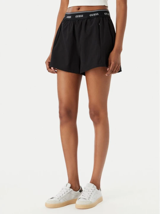 Zdjęcie produktu Guess Szorty sportowe V6GD18 W2344 Czarny Regular Fit