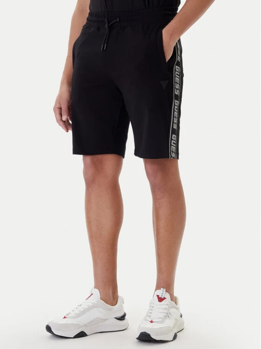 Zdjęcie produktu Guess Szorty sportowe Z2YD02 K6ZS1 Czarny Regular Fit