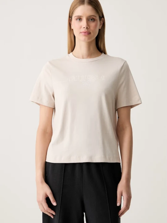Zdjęcie produktu Guess T-shirt damski bawełniany AGENA beżowy