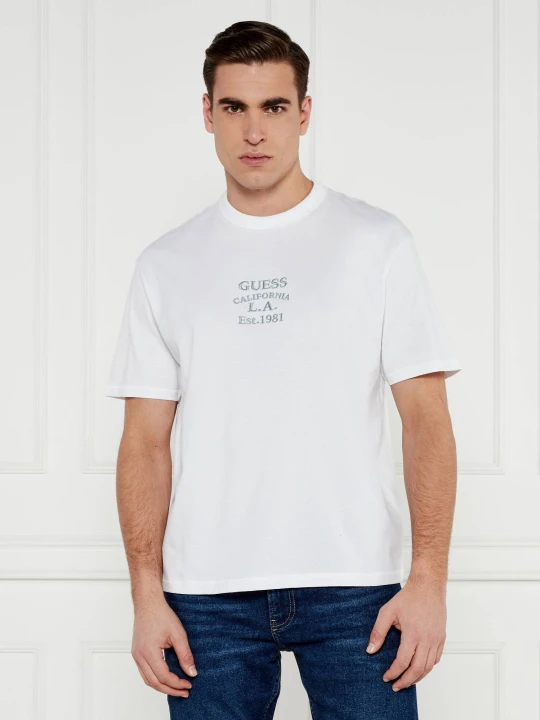 Zdjęcie produktu GUESS T-shirt EMBRO | Classic fit biały