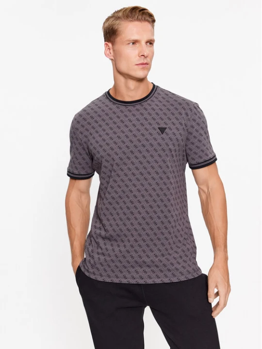 Zdjęcie produktu Guess T-Shirt Marshall Z2YI05 J1314 Czarny Regular Fit