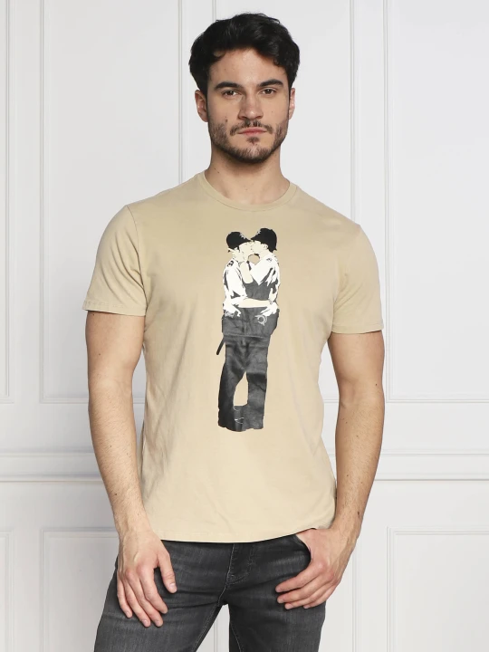 Zdjęcie produktu GUESS T-shirt POLICE LOVE | Regular Fit piaskowy