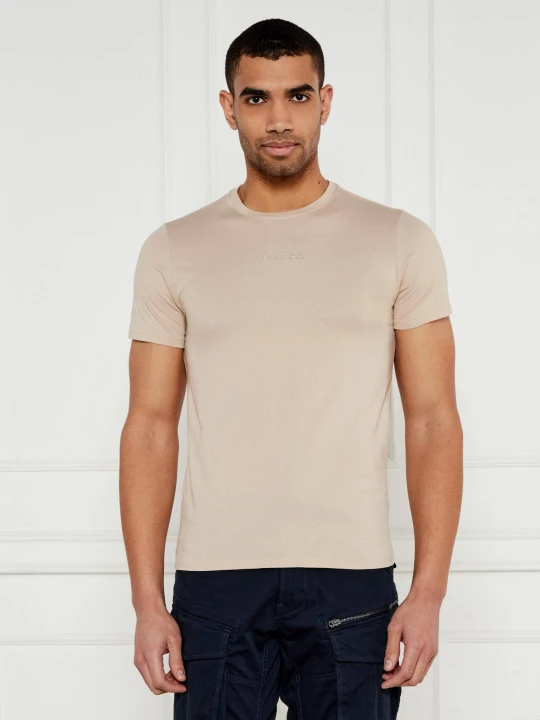 Zdjęcie produktu GUESS T-shirt | Slim Fit beżowy