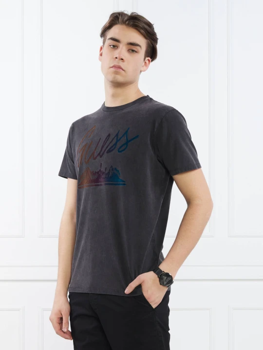 Zdjęcie produktu GUESS T-shirt SS BSC GUESS ISLAND | Relaxed fit czarny