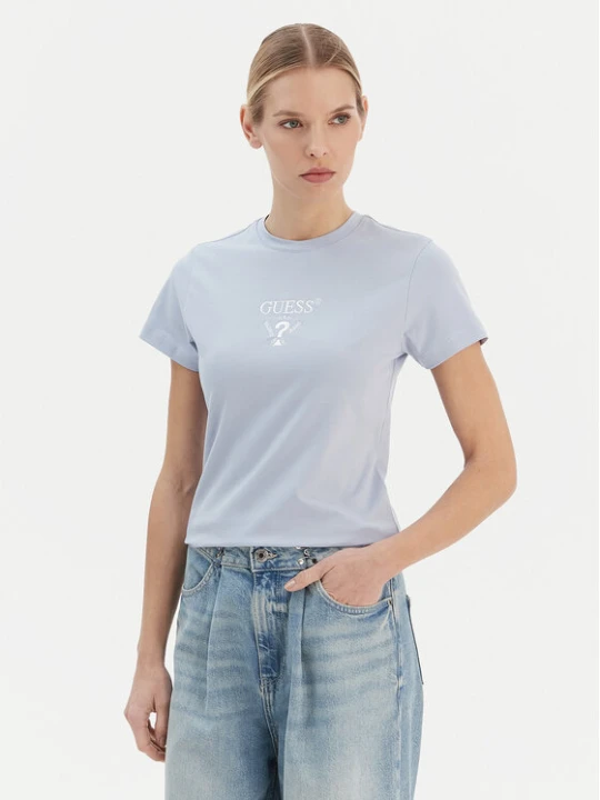 Zdjęcie produktu Guess T-Shirt V4YI21 KCDH1 Błękitny Regular Fit Niebieski jasny