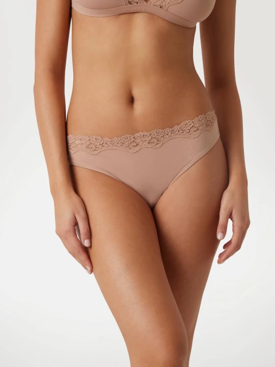 Zdjęcie produktu Guess Underwear Figi brazylijskie EVELINE nude