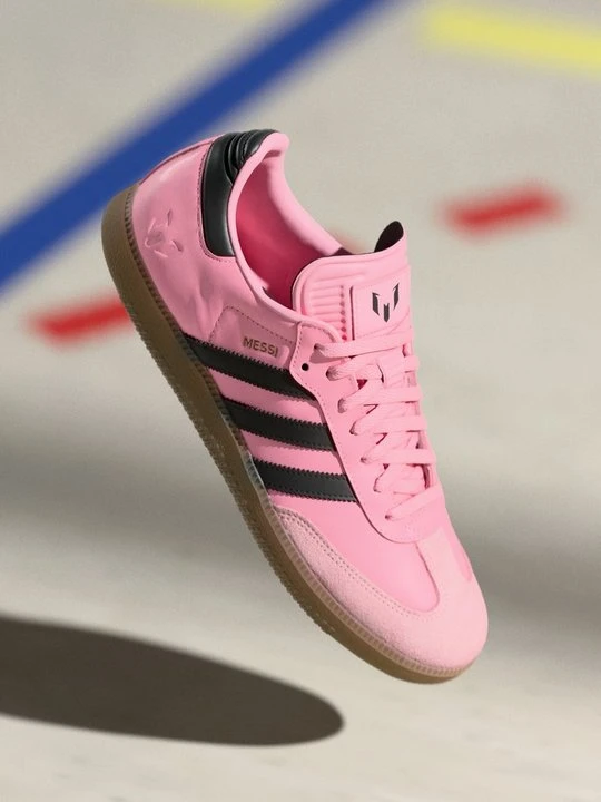 Zdjęcie produktu Halowe buty piłkarskie Adidas różowy