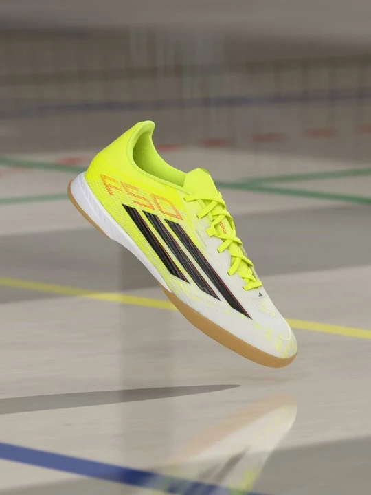 Zdjęcie produktu Halowe buty piłkarskie Adidas żółty