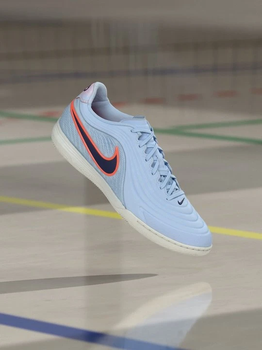 Zdjęcie produktu Halowe buty piłkarskie Nike granatowy