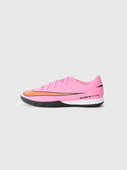 Zdjęcie produktu Halowe buty piłkarskie Nike morelowy