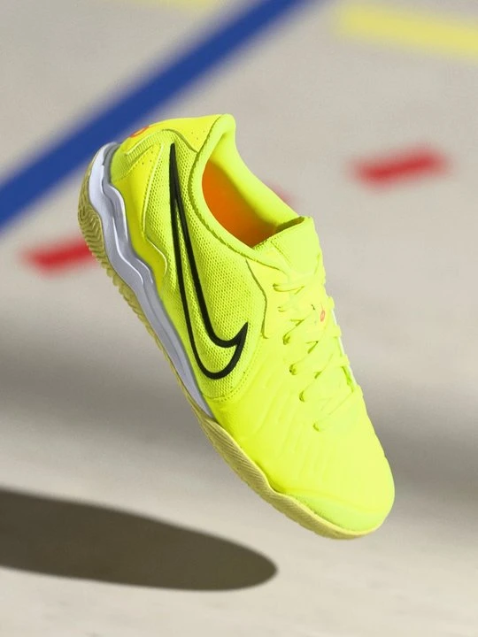 Zdjęcie produktu Halowe buty piłkarskie Nike żółty neon