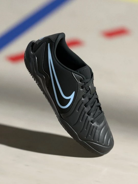 Zdjęcie produktu Halowe buty piłkarskie Nike czarny