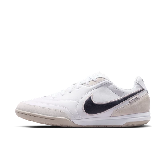 Zdjęcie produktu Halowe buty piłkarskie typu low top Nike Tiempo Streetgato - Biel