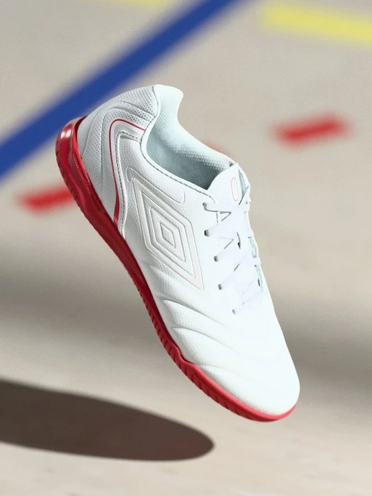 Zdjęcie produktu Halowe buty piłkarskie Umbro biały