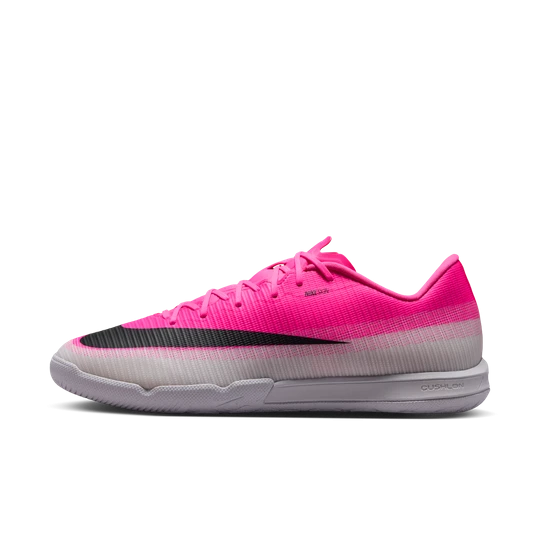 Zdjęcie produktu Halowe buty piłkarskie z niską cholewką Nike Mercurial Vapor 17 Academy - Wielokolorowe