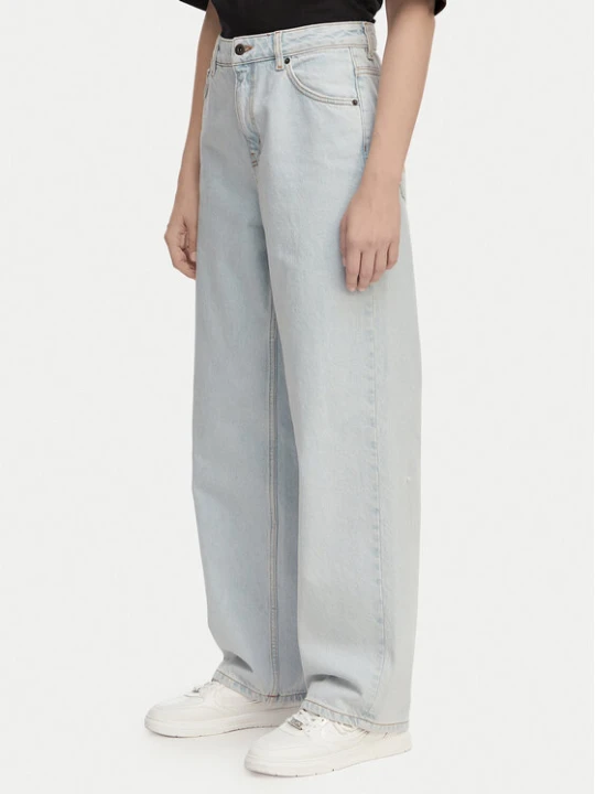 Zdjęcie produktu HUGO Jeansy Leni_B 50535097 Niebieski jasny Relaxed Fit