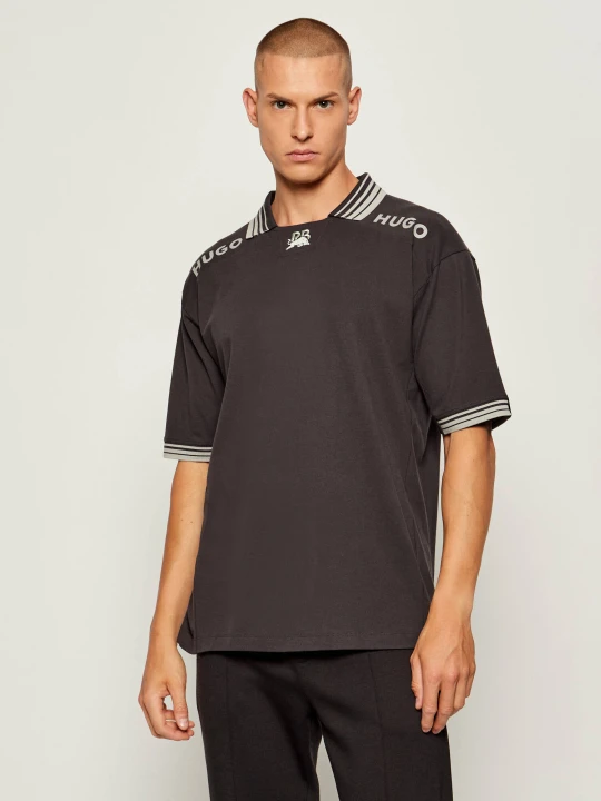 Zdjęcie produktu HUGO Polo Dartmel | HUGO x Racing Bulls | Loose fit grafitowy