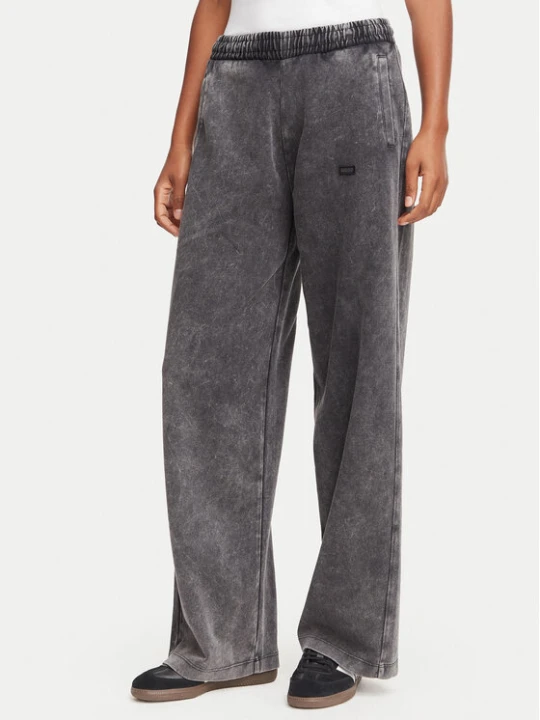 Zdjęcie produktu HUGO Spodnie dresowe Nopassa_B 50563206 Szary ciemny Wide Leg