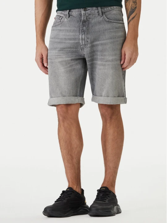 Zdjęcie produktu HUGO Szorty jeansowe 50560391 Szary Tapered Fit