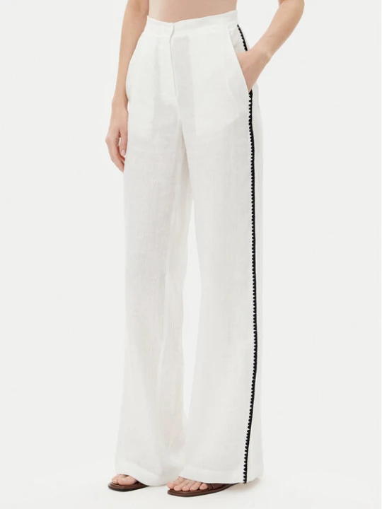 Zdjęcie produktu ICONA Spodnie materiałowe RP5LE005 Biały Relaxed Fit