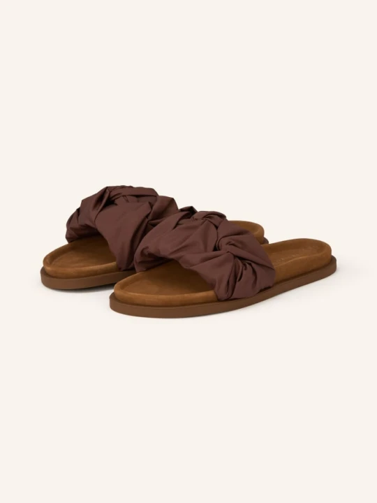 Zdjęcie produktu Inuikii Klapki Fjord Flower braun CIEMNOBRĄZOWY