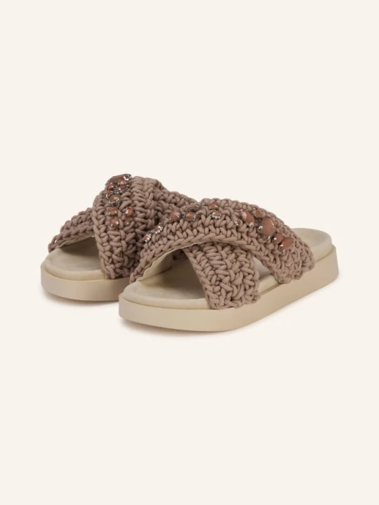 Zdjęcie produktu Inuikii Klapki Z Ozdobnymi Kamykami beige