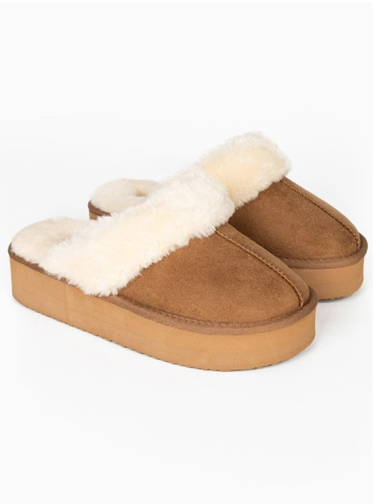 Zdjęcie produktu ISLAND BOOT Kapcie "Emesta" w kolorze jasnobrązowym rozmiar: 37