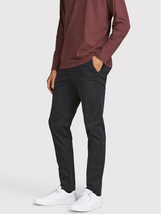 Zdjęcie produktu Jack & Jones Chinosy Marco 12150158 Czarny Slim Fit