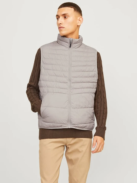 Zdjęcie produktu Jack & Jones Kamizelka pikowana "Estate" w kolorze szarym rozmiar: XXL