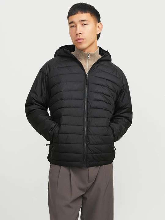 Zdjęcie produktu Jack & Jones Kurtka hybrydowa w kolorze czarnym rozmiar: XL