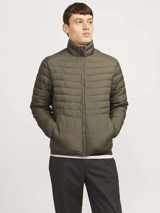 Zdjęcie produktu Jack & Jones Kurtka pikowana "Estate" w kolorze khaki rozmiar: L