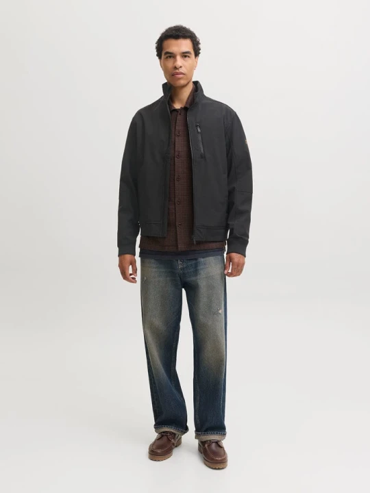 Zdjęcie produktu Jack & Jones Kurtka softshellowa w kolorze czarnym rozmiar: XXL