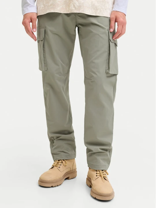 Zdjęcie produktu Jack & Jones Spodnie dresowe Kane Ivan 12288610 Zielony Regular Fit