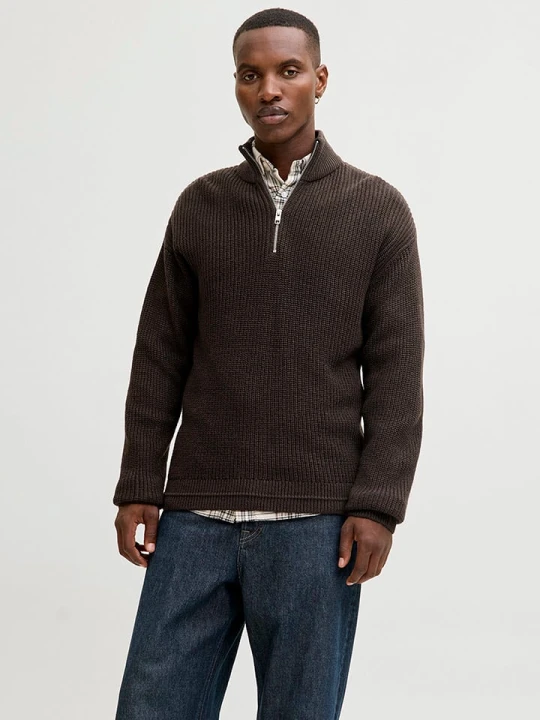 Zdjęcie produktu Jack & Jones Sweter "Kaito" w kolorze brązowym rozmiar: L