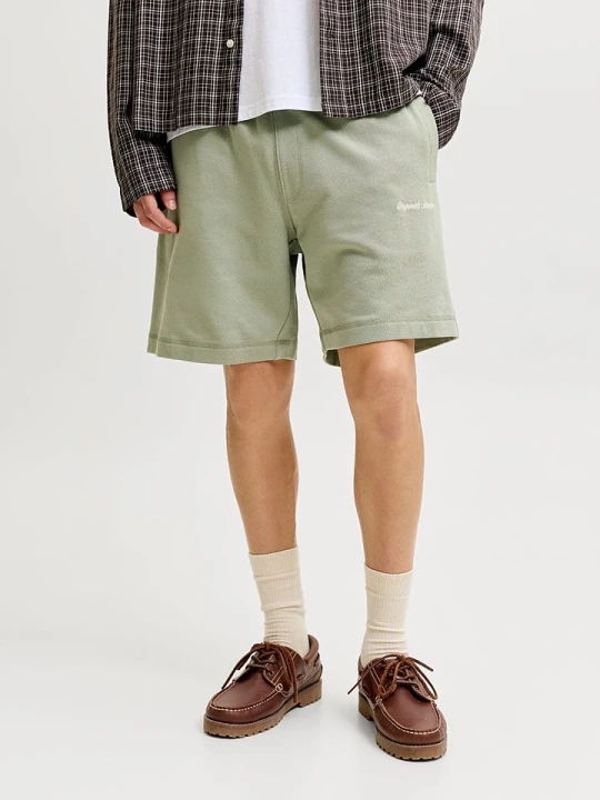 Zdjęcie produktu Jack & Jones Szorty dresowe "Karl" w kolorze zielonym rozmiar: S