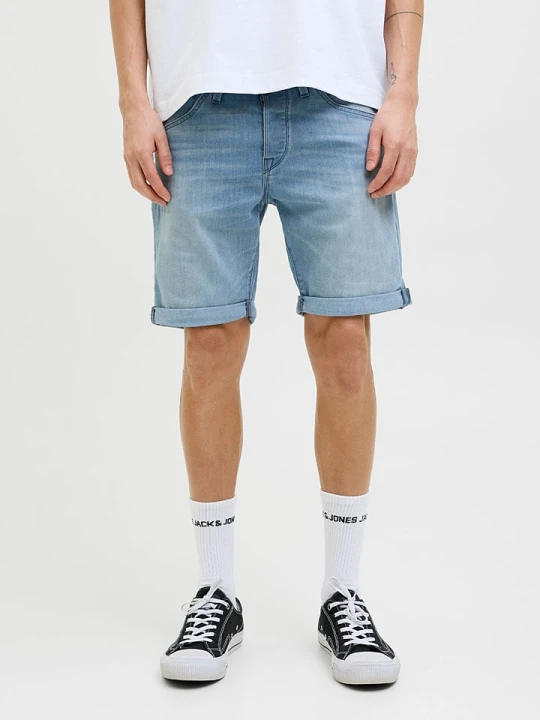 Zdjęcie produktu Jack & Jones Szorty dżinsowe "Rick" w kolorze błękitnym rozmiar: M