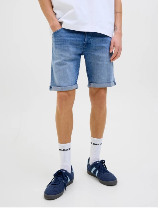 Zdjęcie produktu Jack & Jones Szorty dżinsowe "Rick" w kolorze niebieskim rozmiar: M