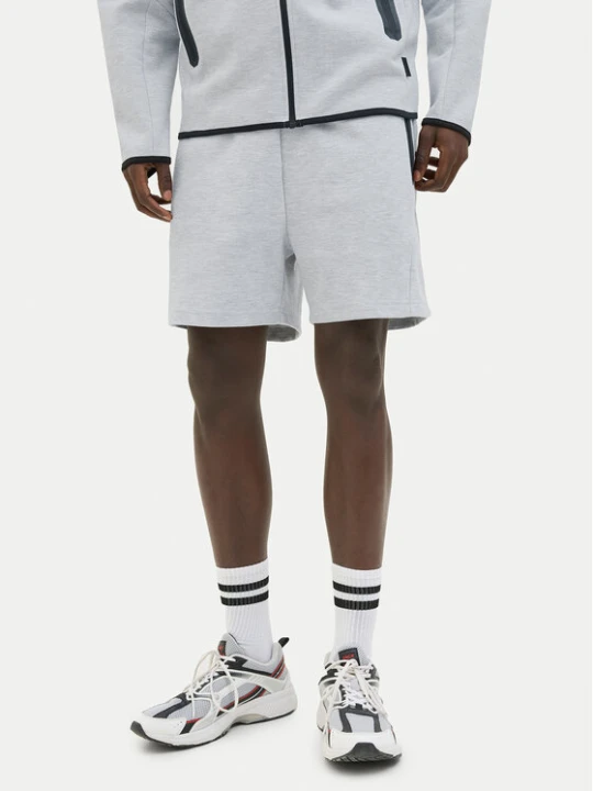 Zdjęcie produktu Jack & Jones Szorty sportowe Gordon Fusion 12273304 Szary Regular Fit