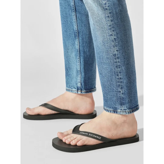Zdjęcie produktu Japonki Armani Exchange XUQ002 XV676 00002 Czarny