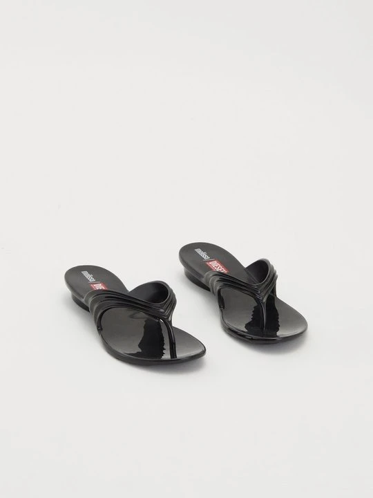 Zdjęcie produktu Japonki kąpielowe Melissa czarny